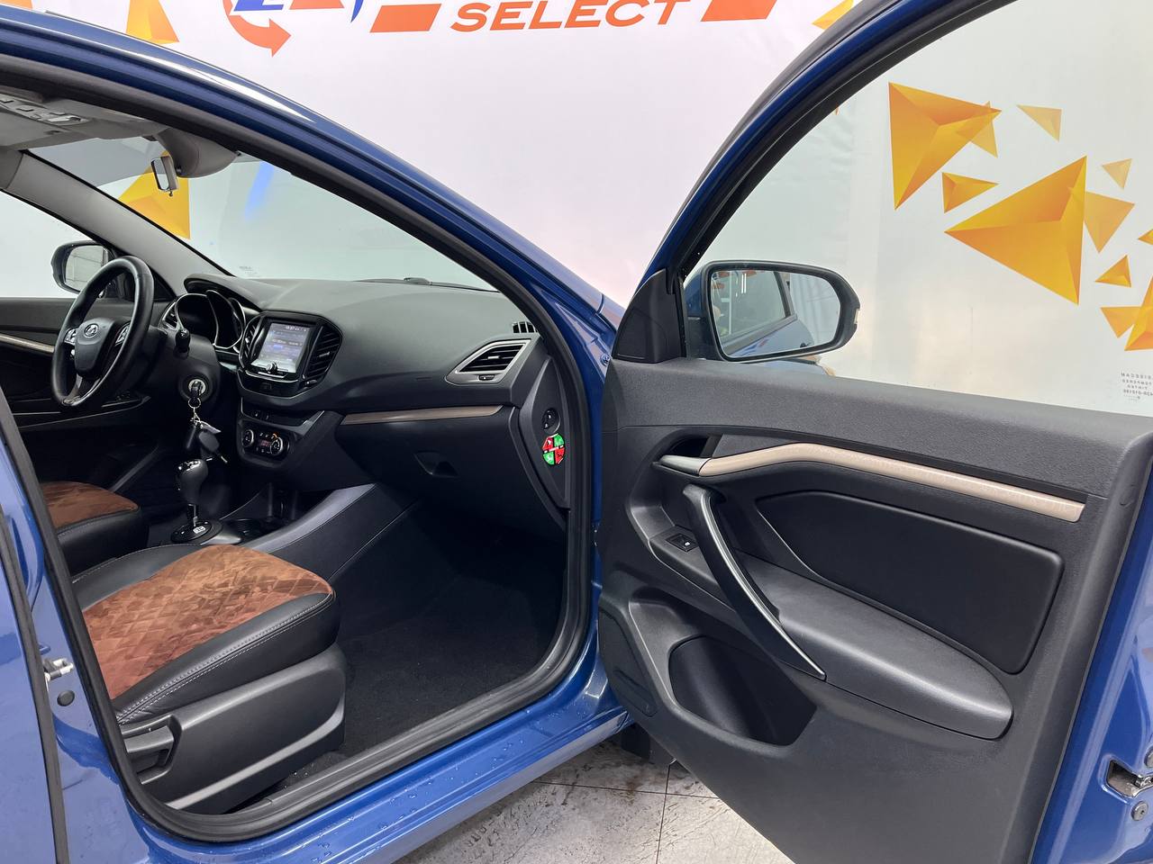 LADA VESTA