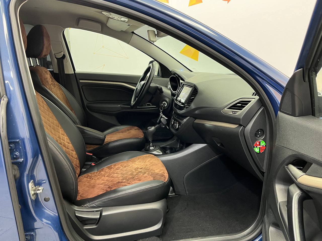 LADA VESTA