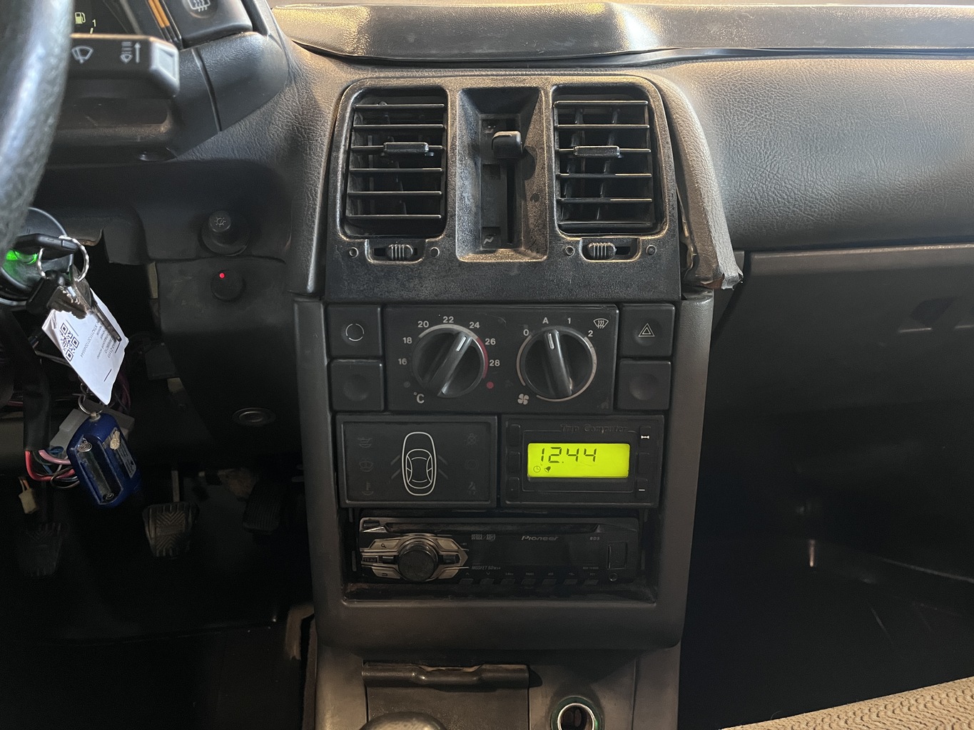 LADA 2111