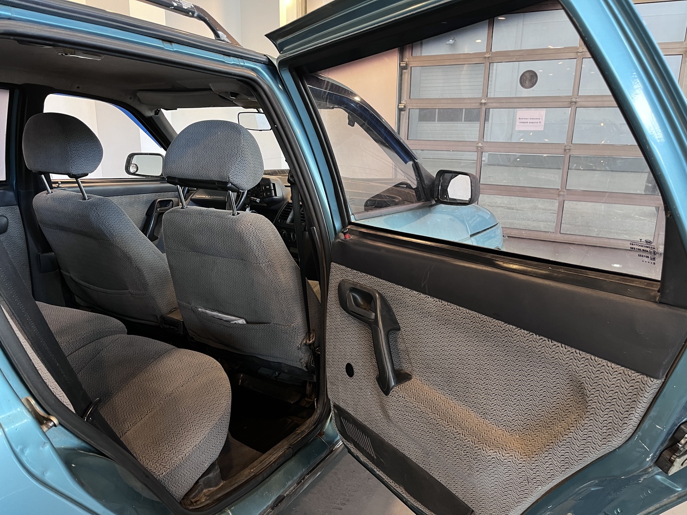 LADA 2111