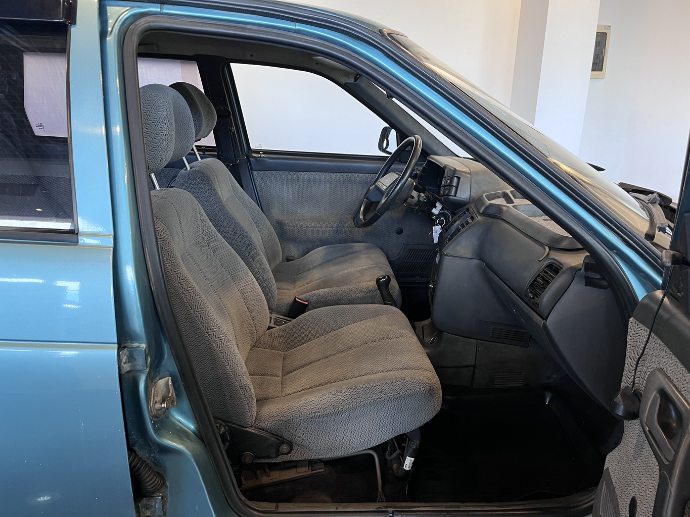 LADA 2111