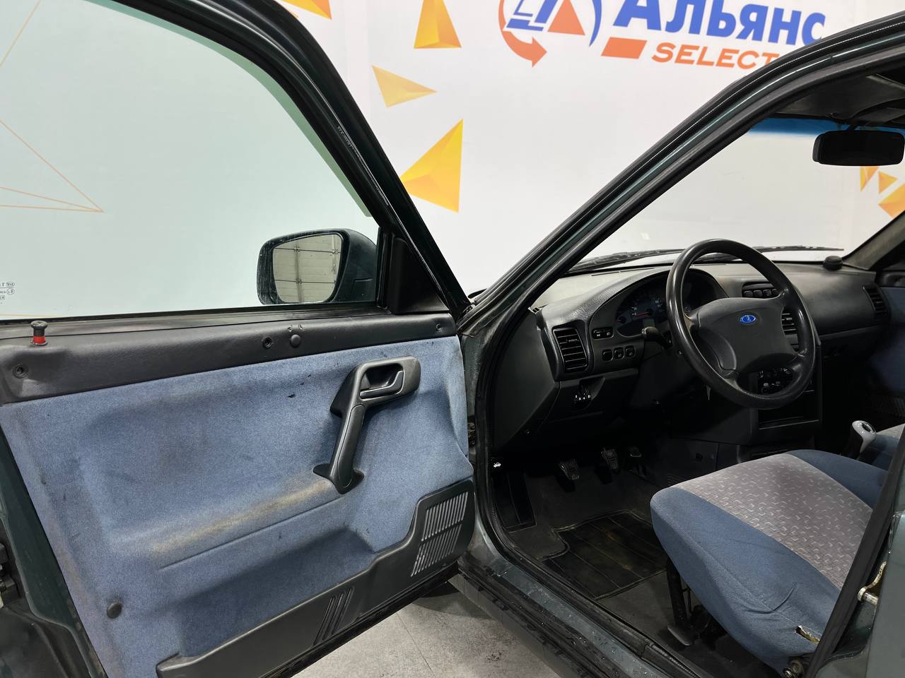 LADA 2110