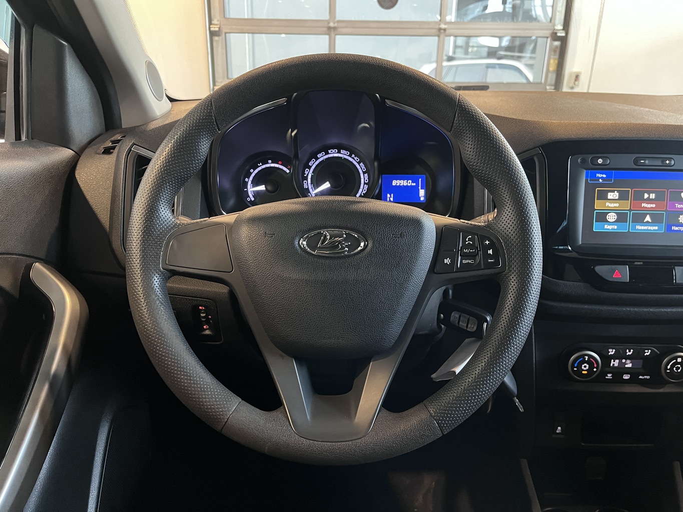 LADA XRAY