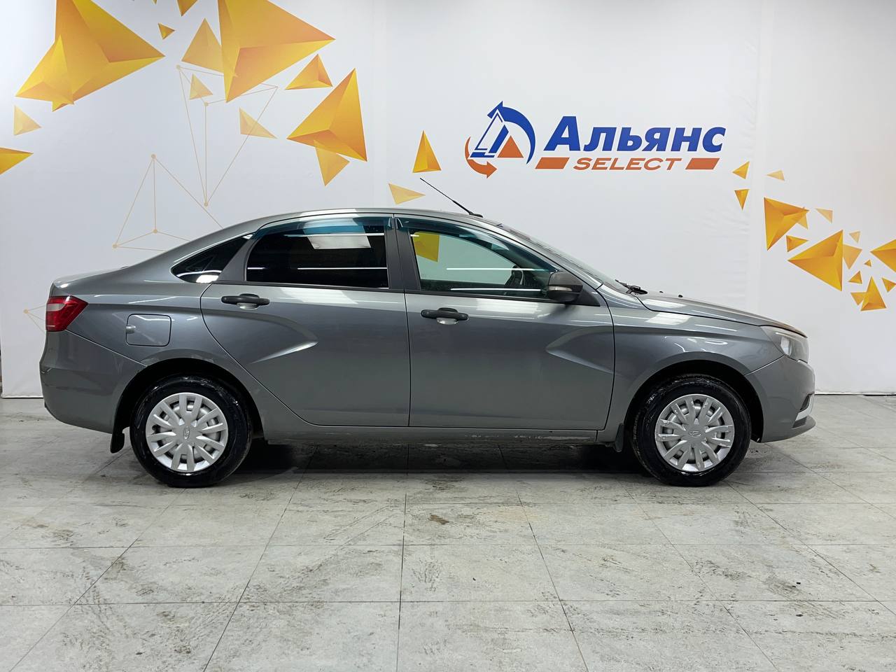 LADA VESTA