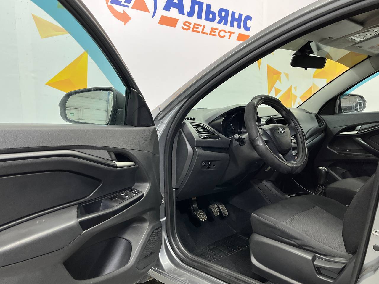 LADA VESTA
