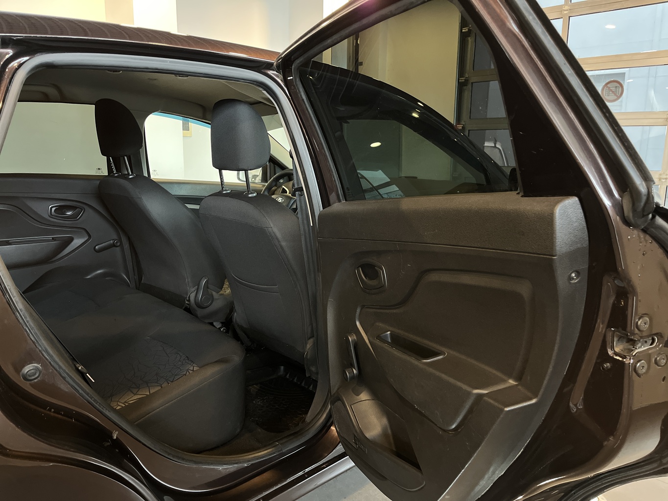 LADA XRAY