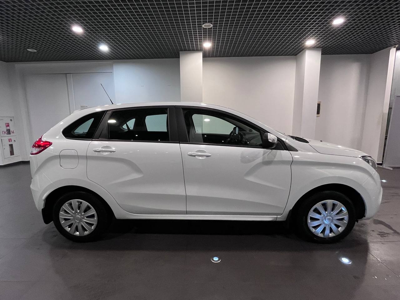 LADA XRAY