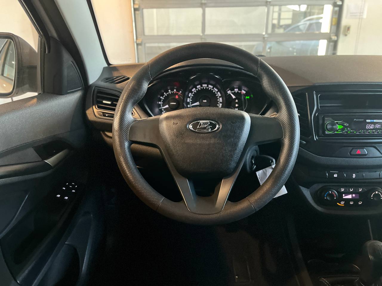 LADA VESTA