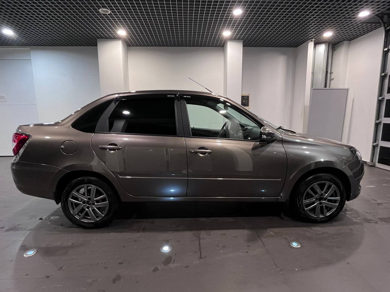 LADA GRANTA