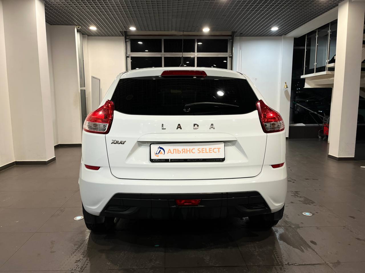 LADA XRAY