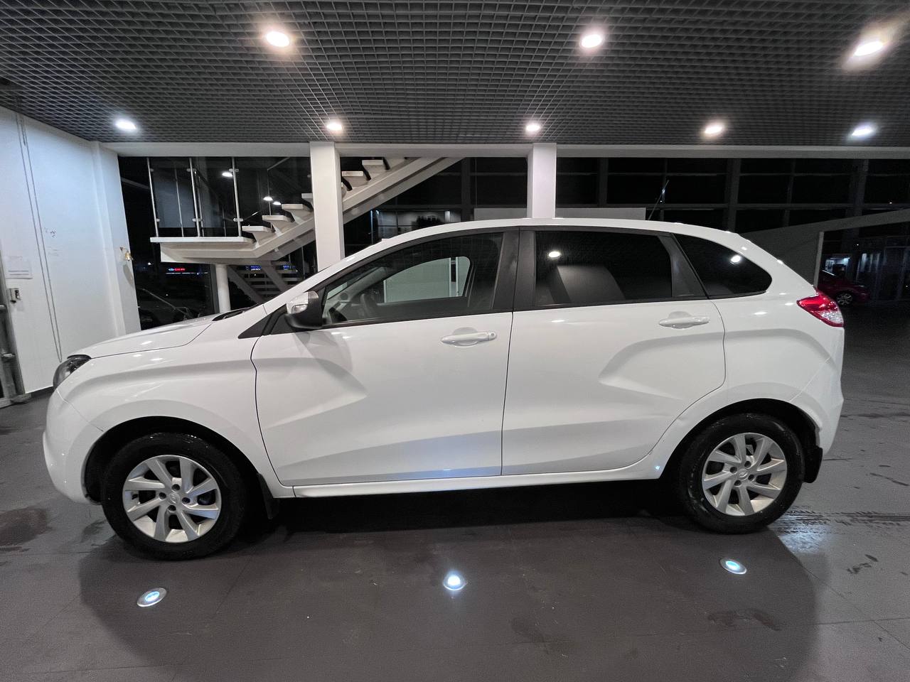 LADA XRAY