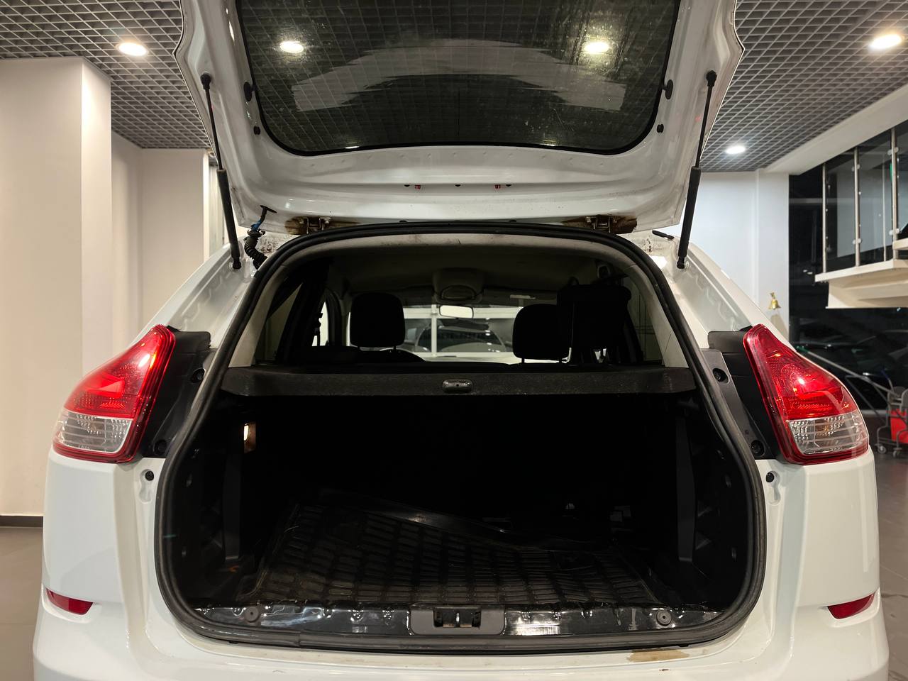 LADA XRAY