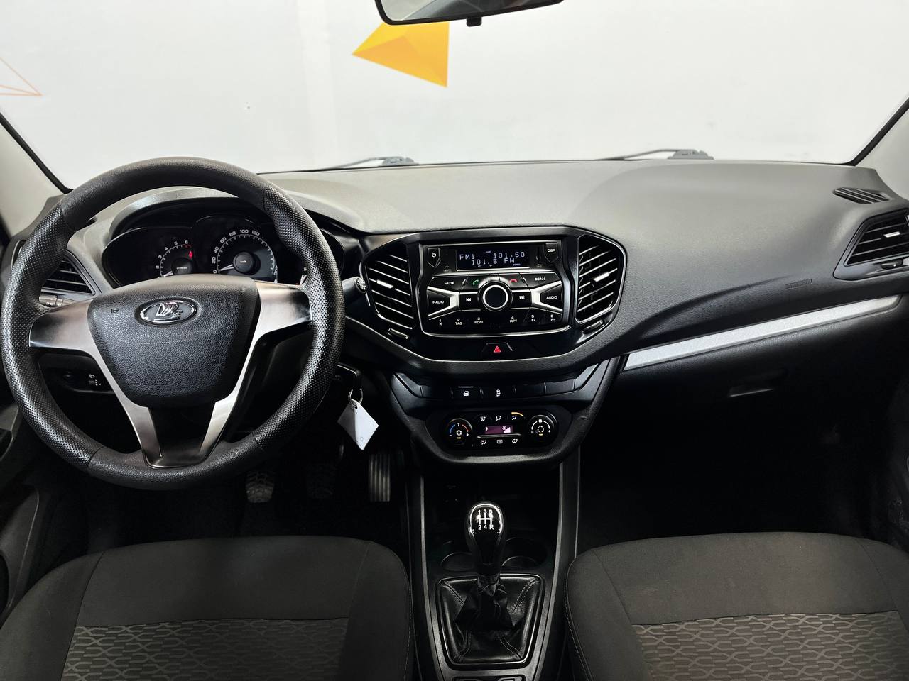 LADA VESTA