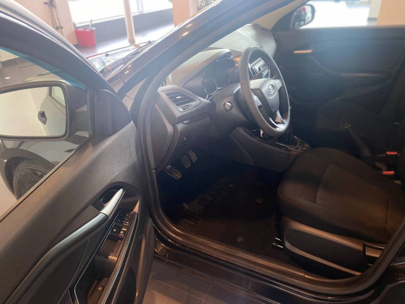 LADA VESTA