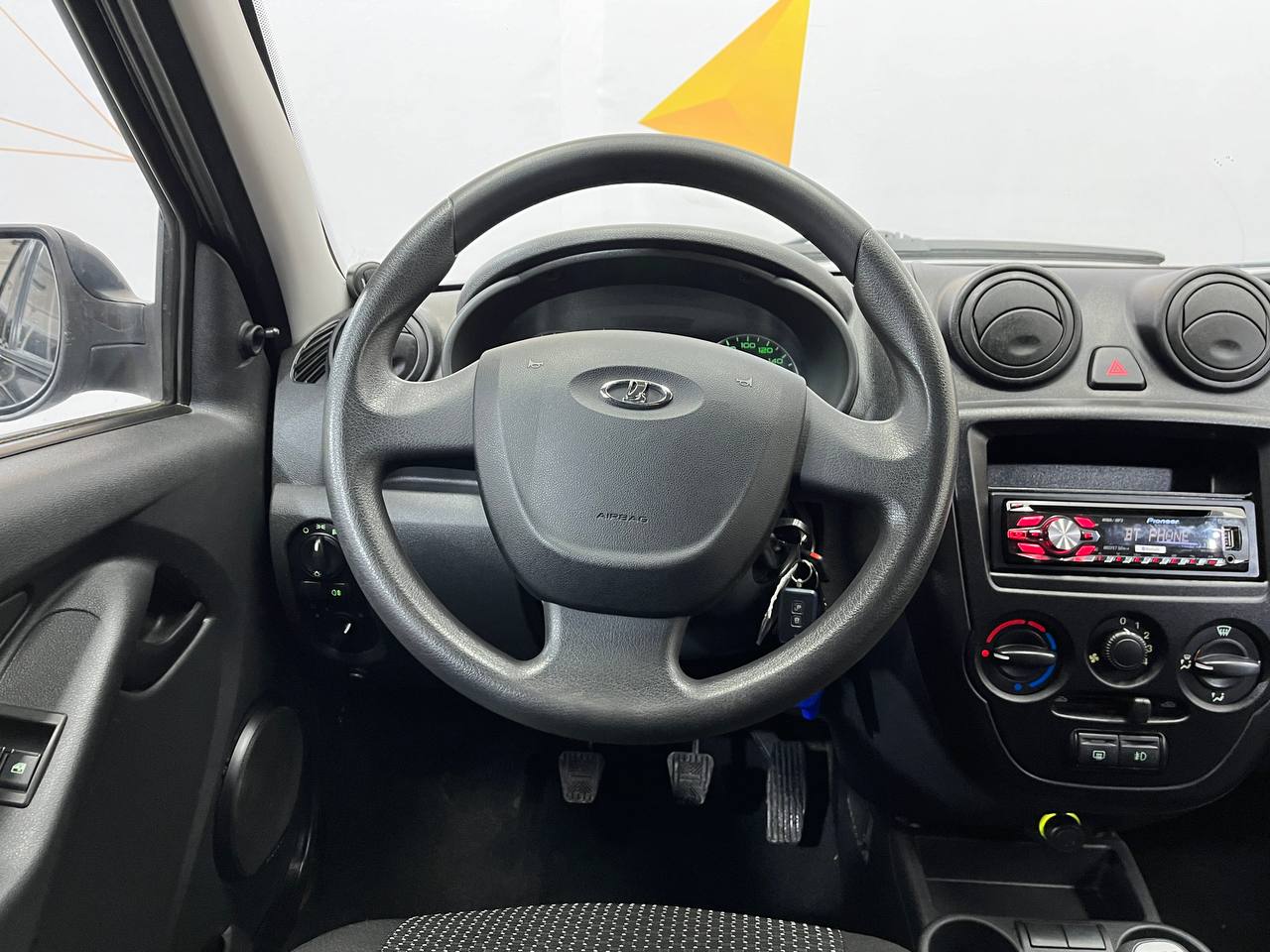 LADA GRANTA
