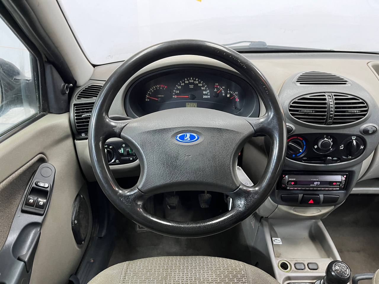 LADA KALINA