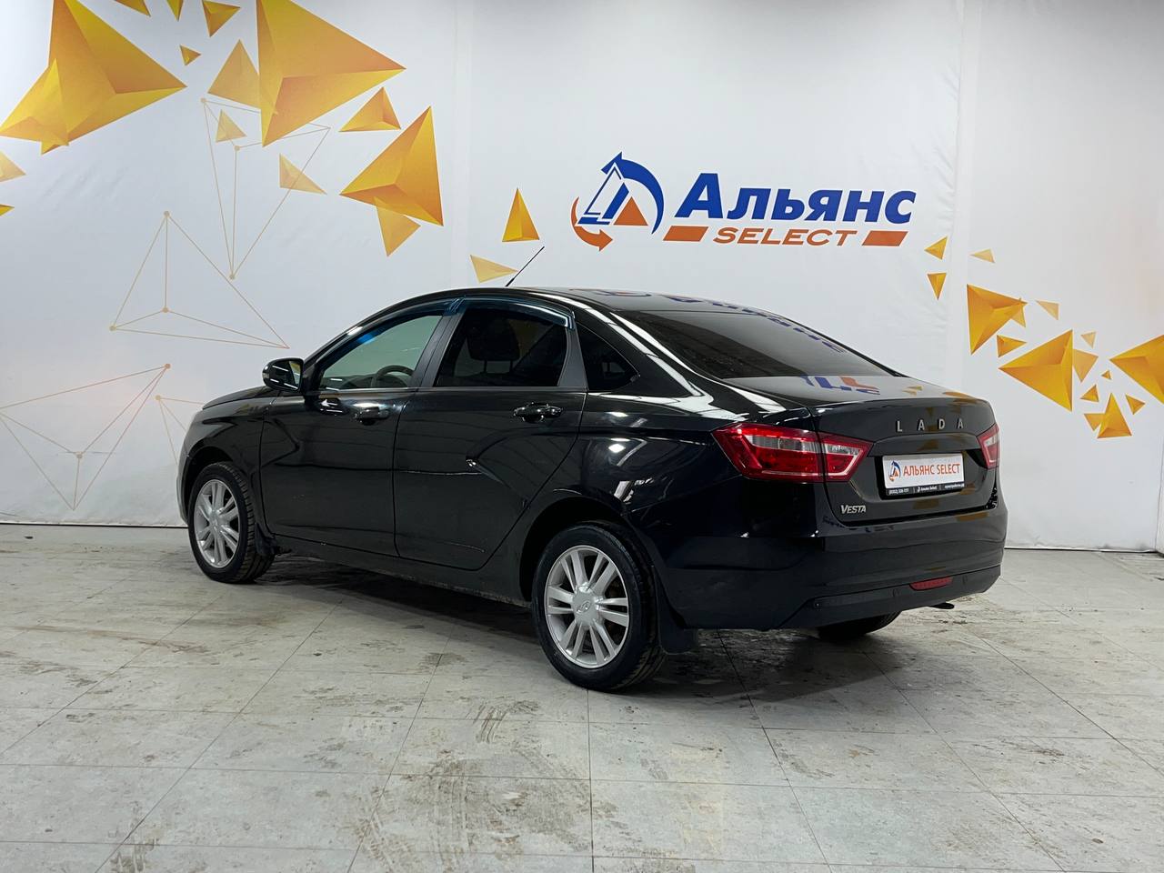 LADA VESTA