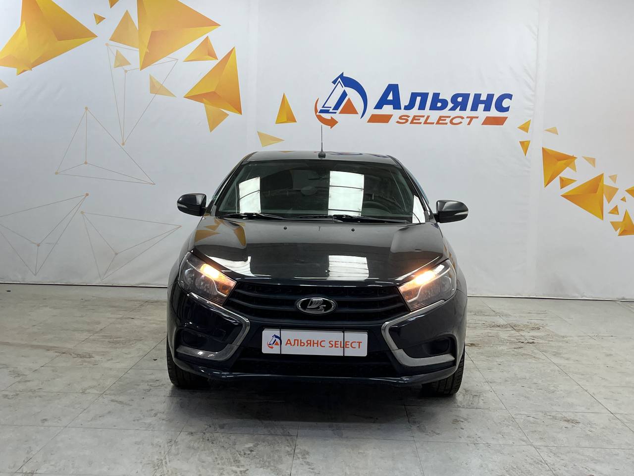 LADA VESTA