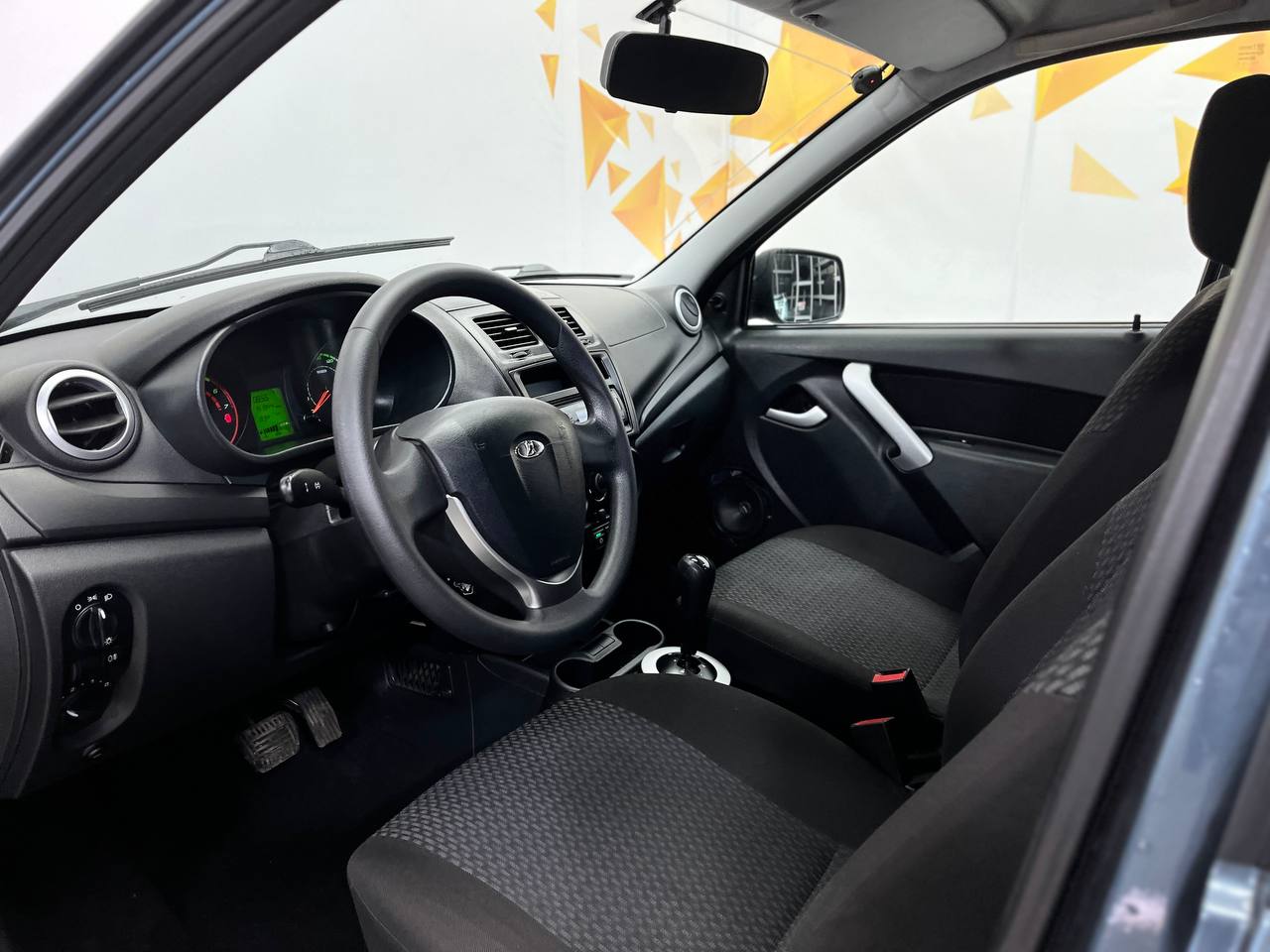 LADA KALINA
