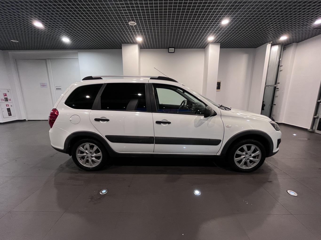 LADA KALINA