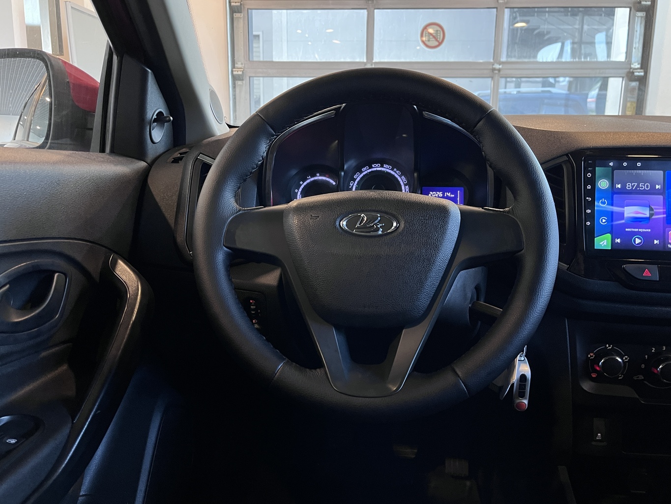 LADA XRAY
