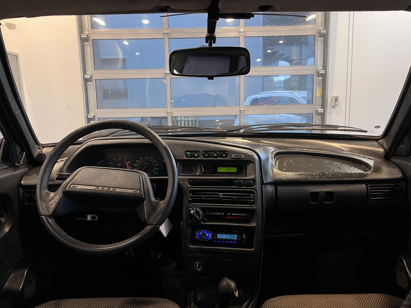 LADA 2115