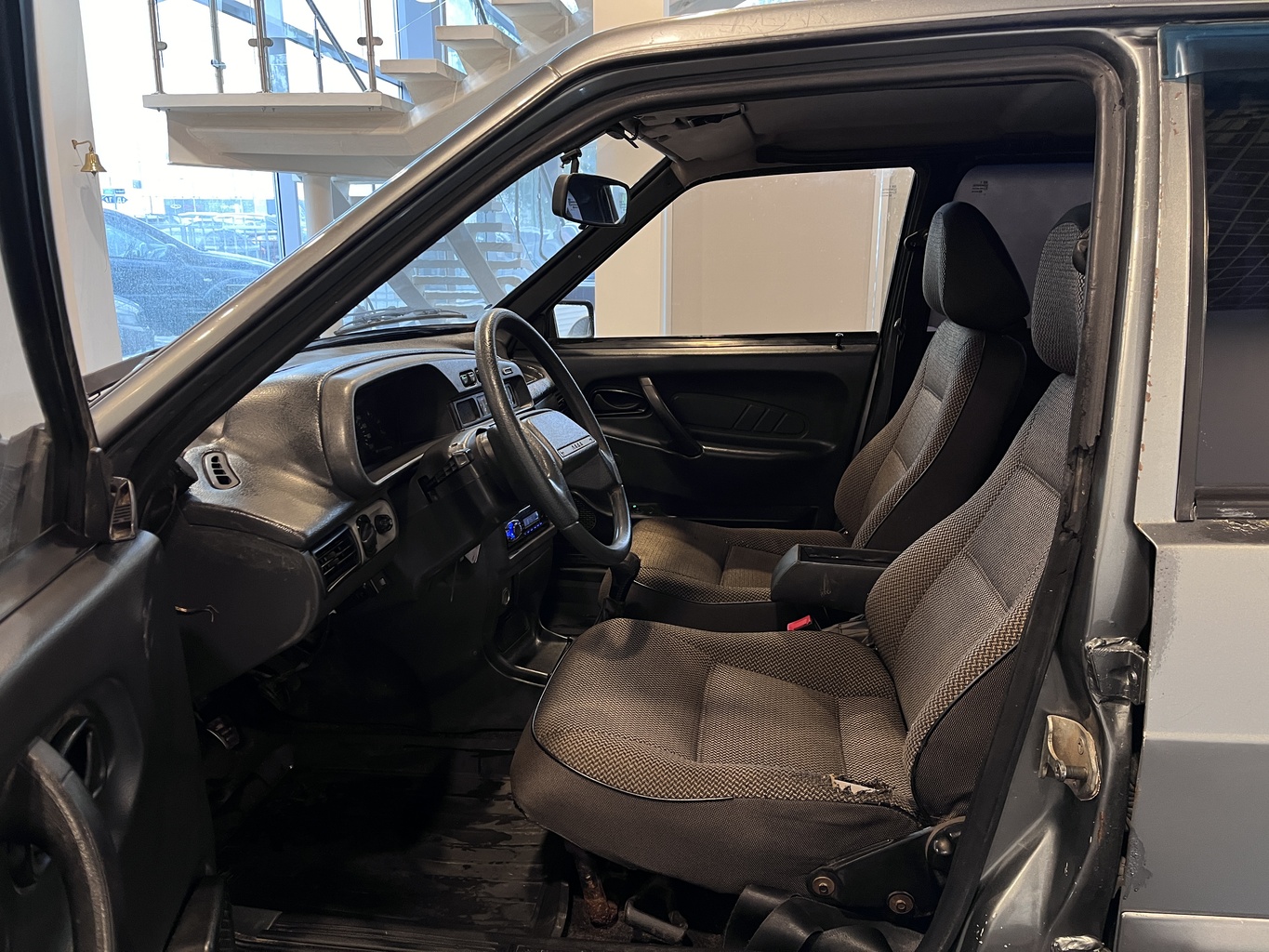 LADA 2115