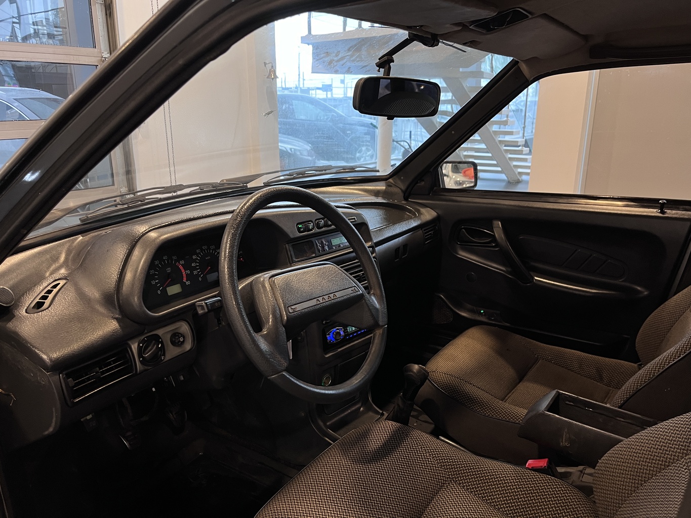 LADA 2115