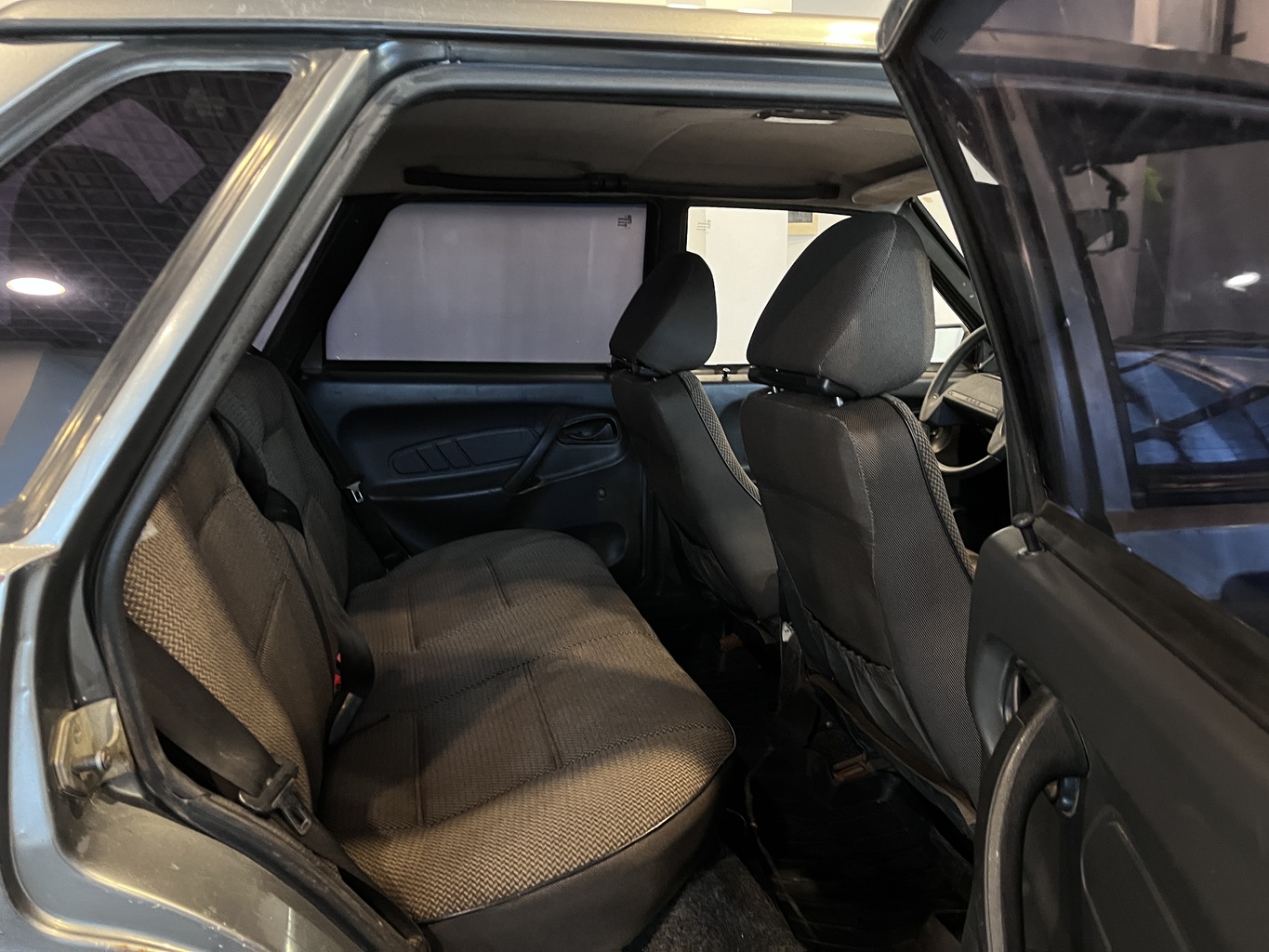 LADA 2115
