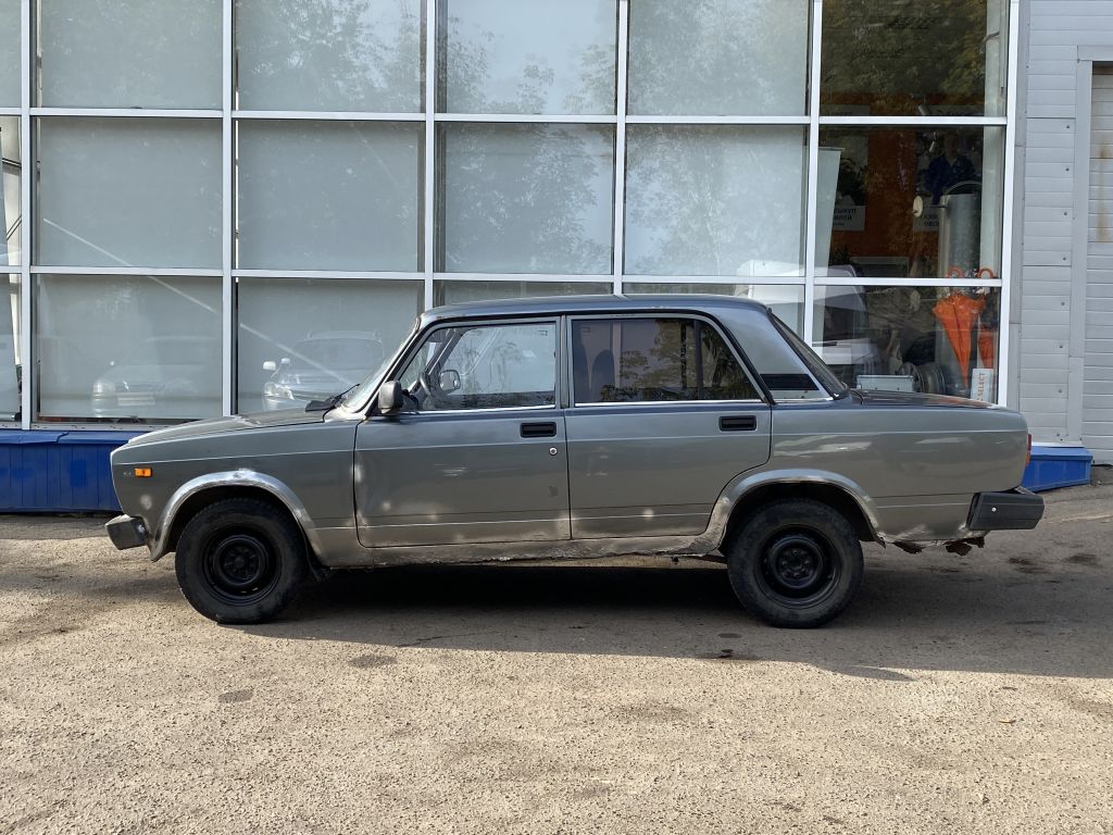 LADA 2107