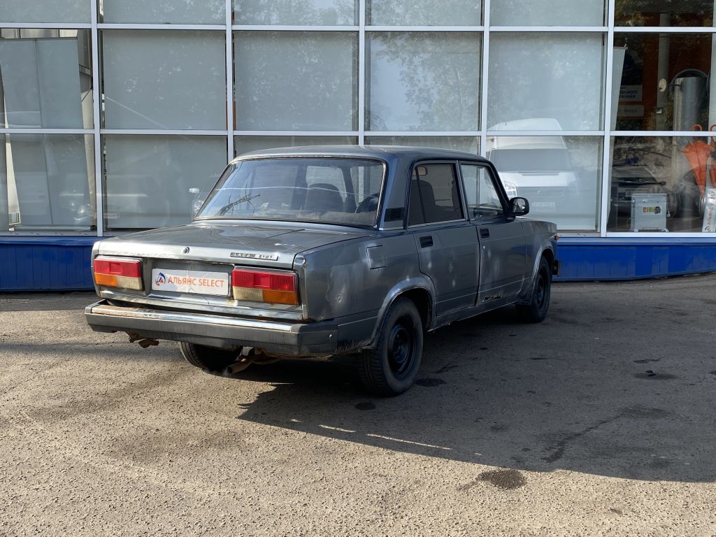 LADA 2107