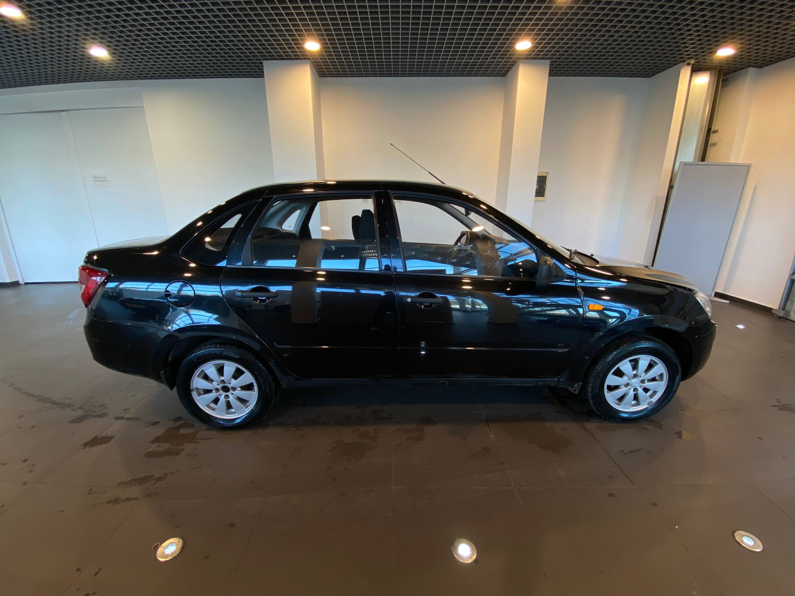 LADA GRANTA