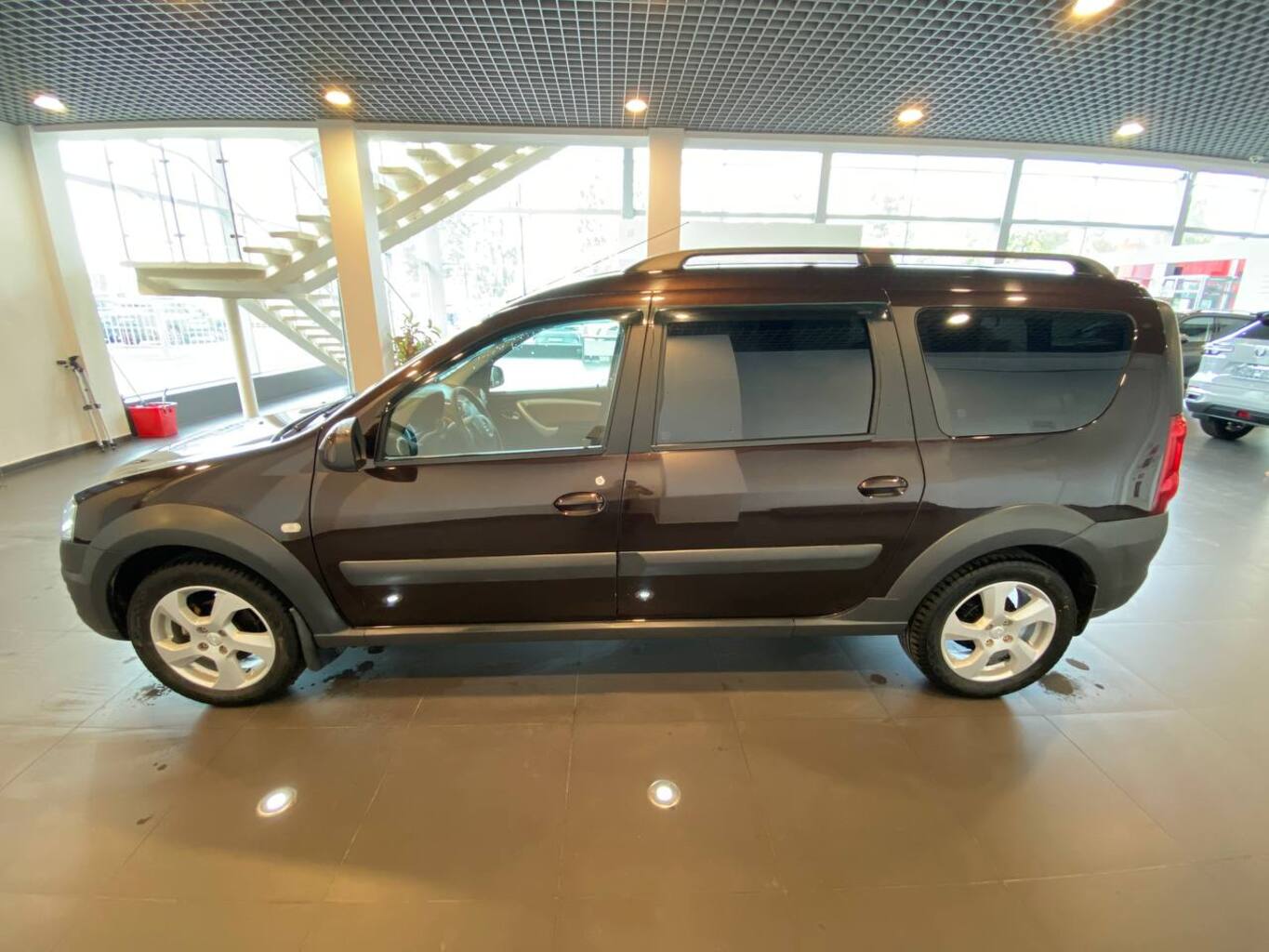 LADA KS045L  LARGUS