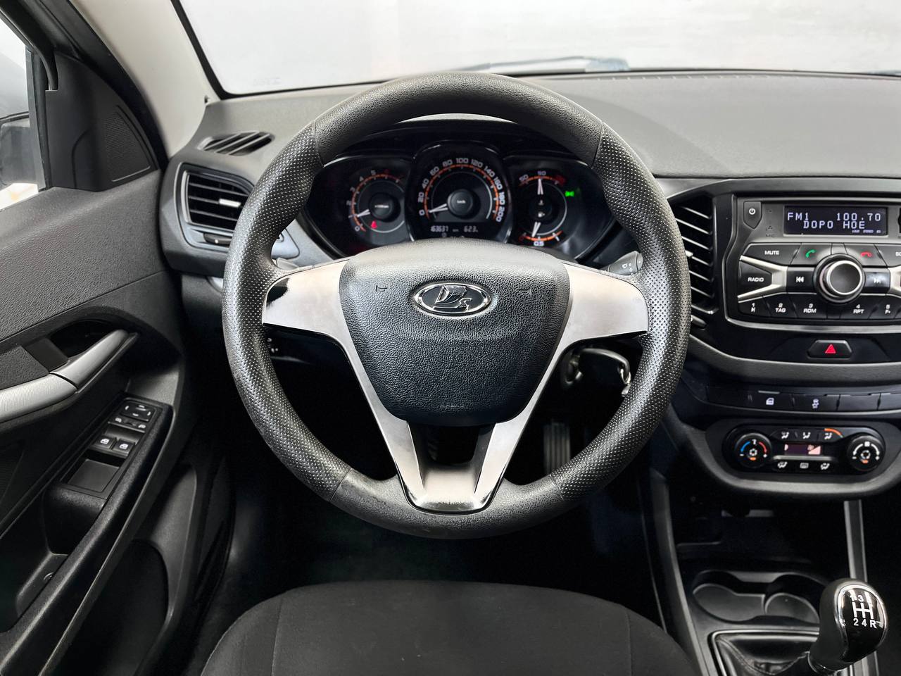 LADA VESTA