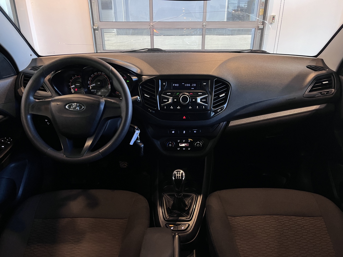 LADA VESTA