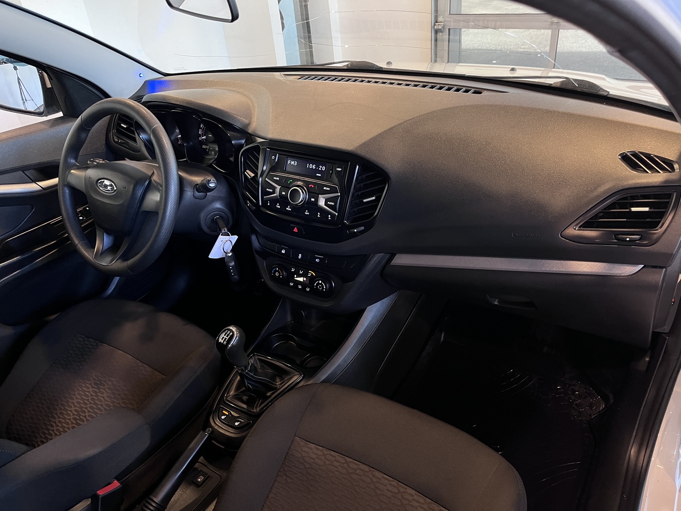 LADA VESTA