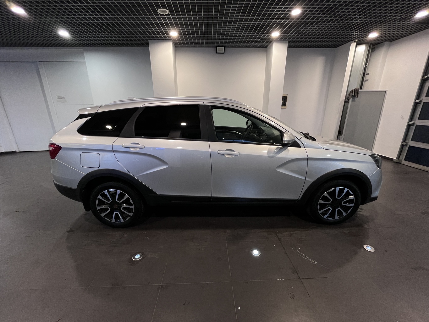 LADA VESTA