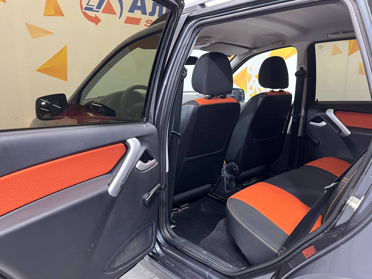LADA KALINA