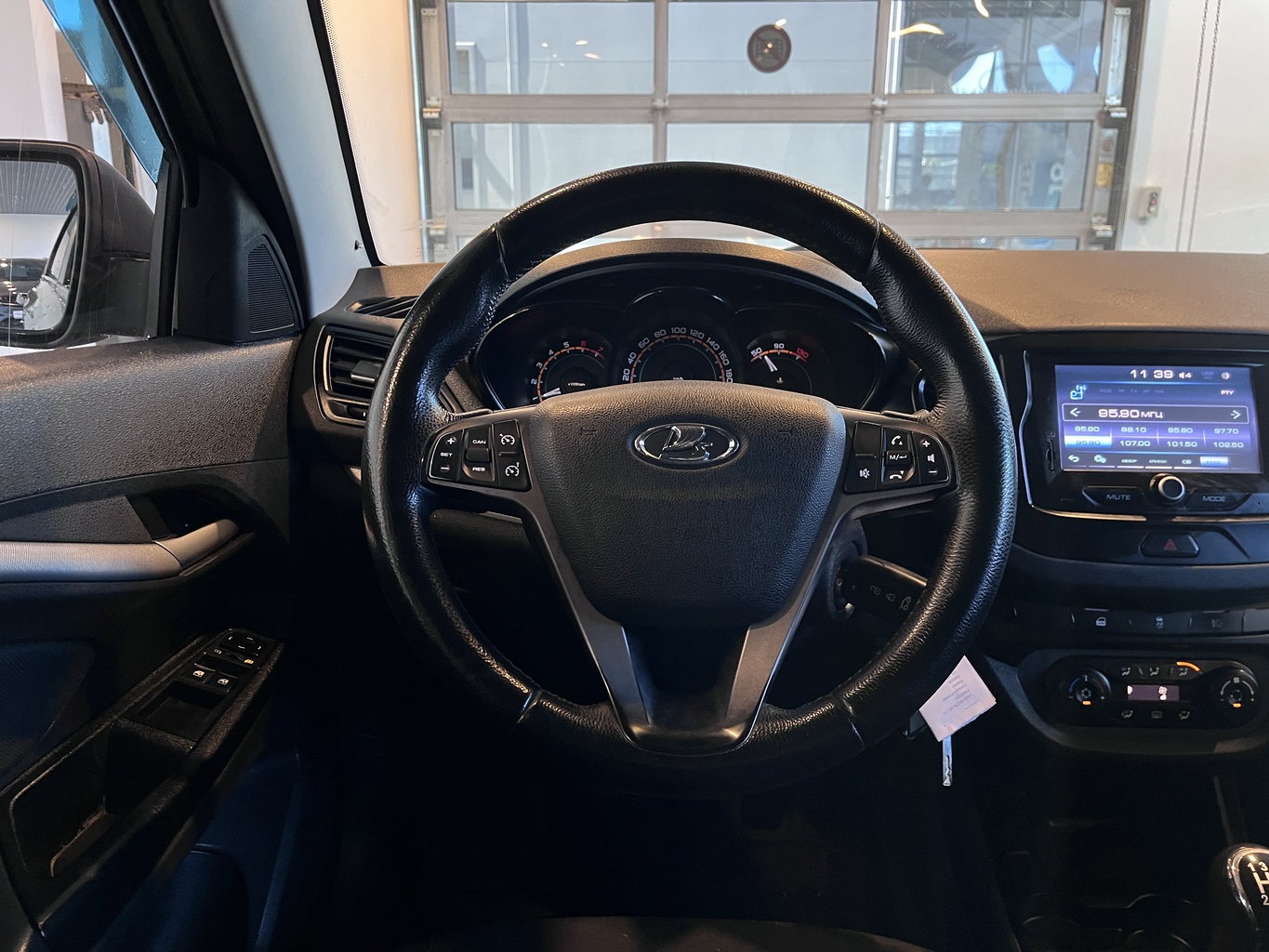 LADA VESTA