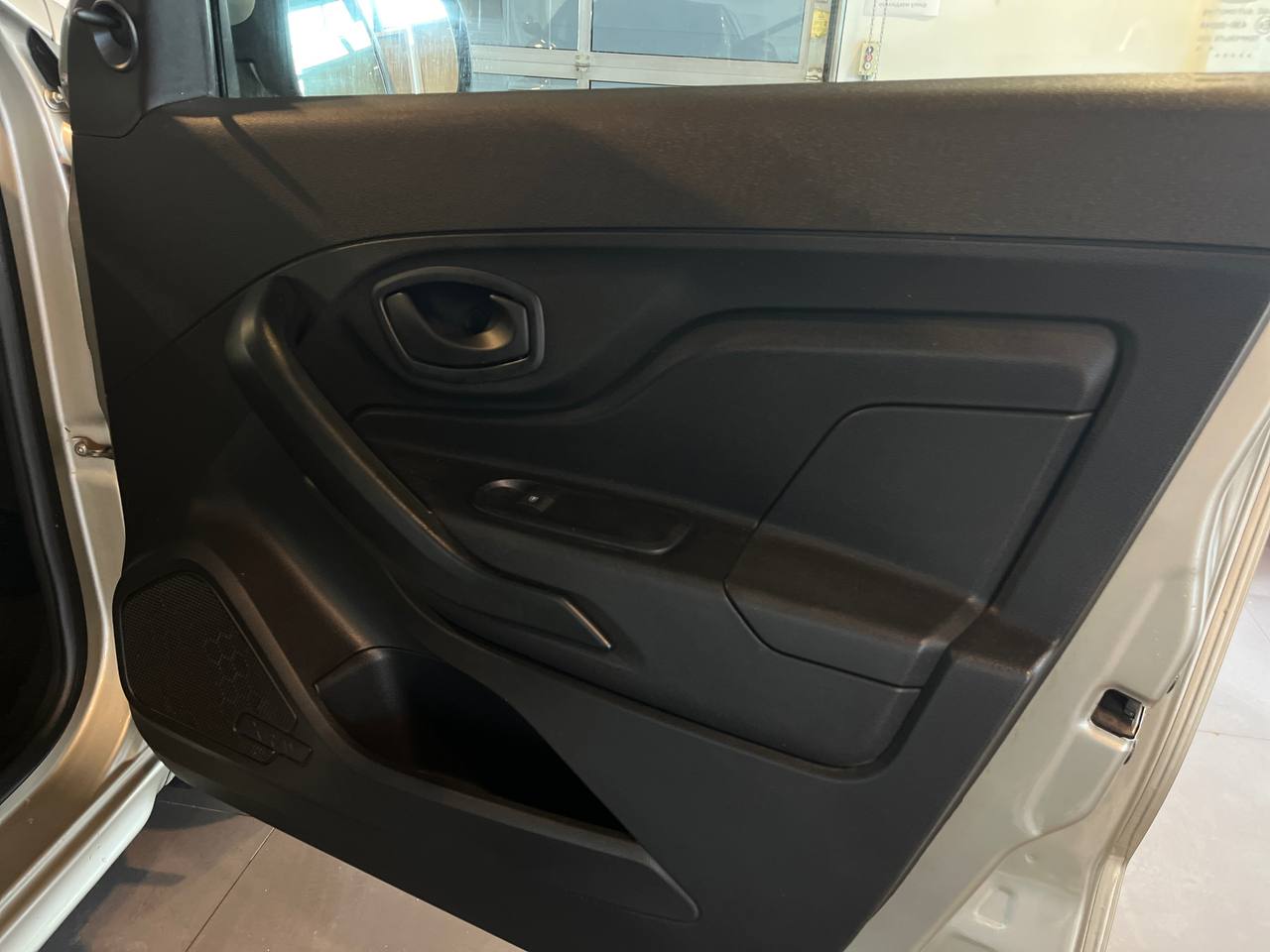 LADA XRAY