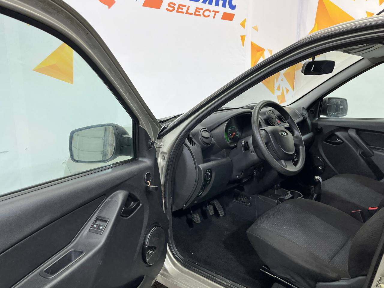 LADA GRANTA