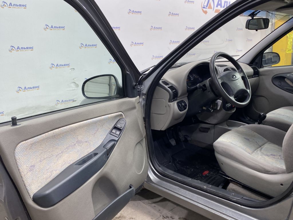 LADA KALINA