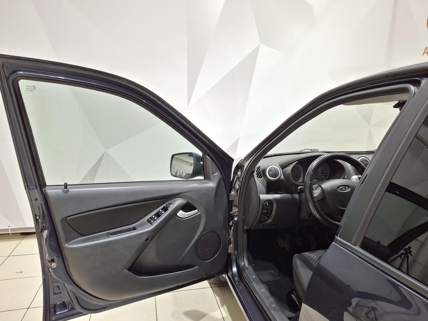 LADA GRANTA