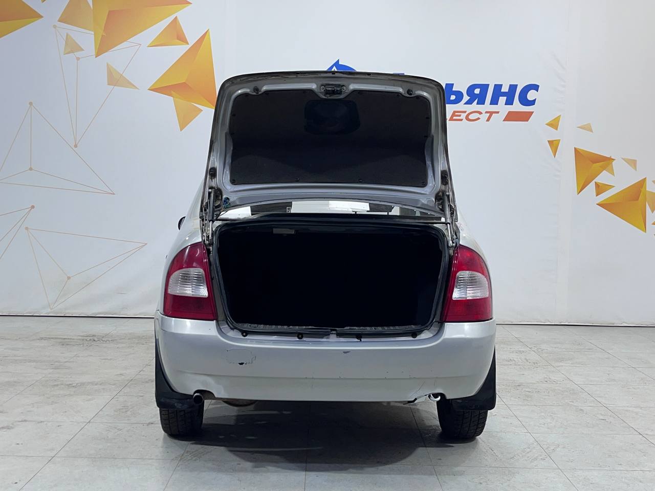 LADA KALINA
