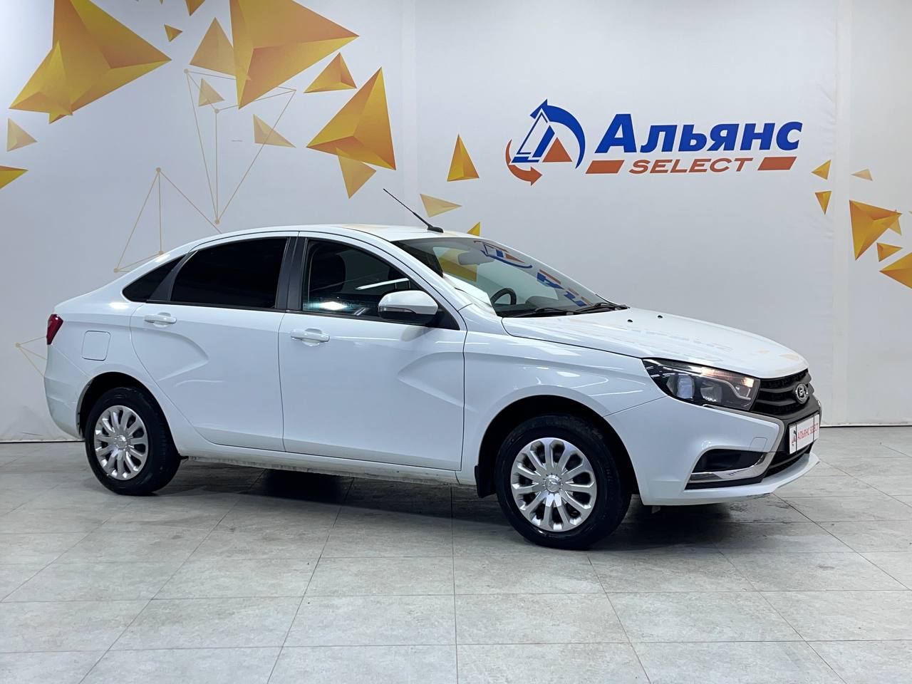 LADA VESTA