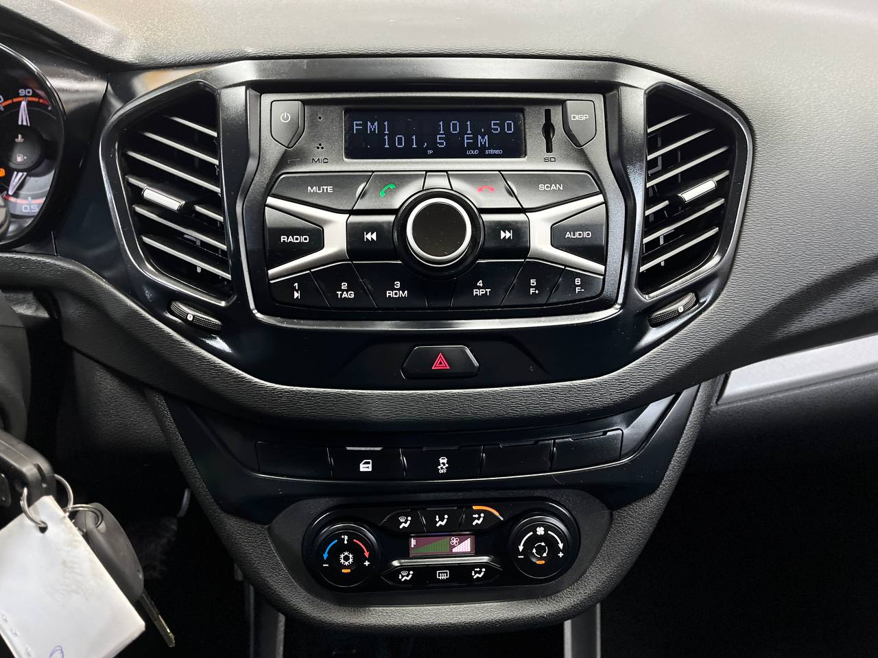 LADA VESTA