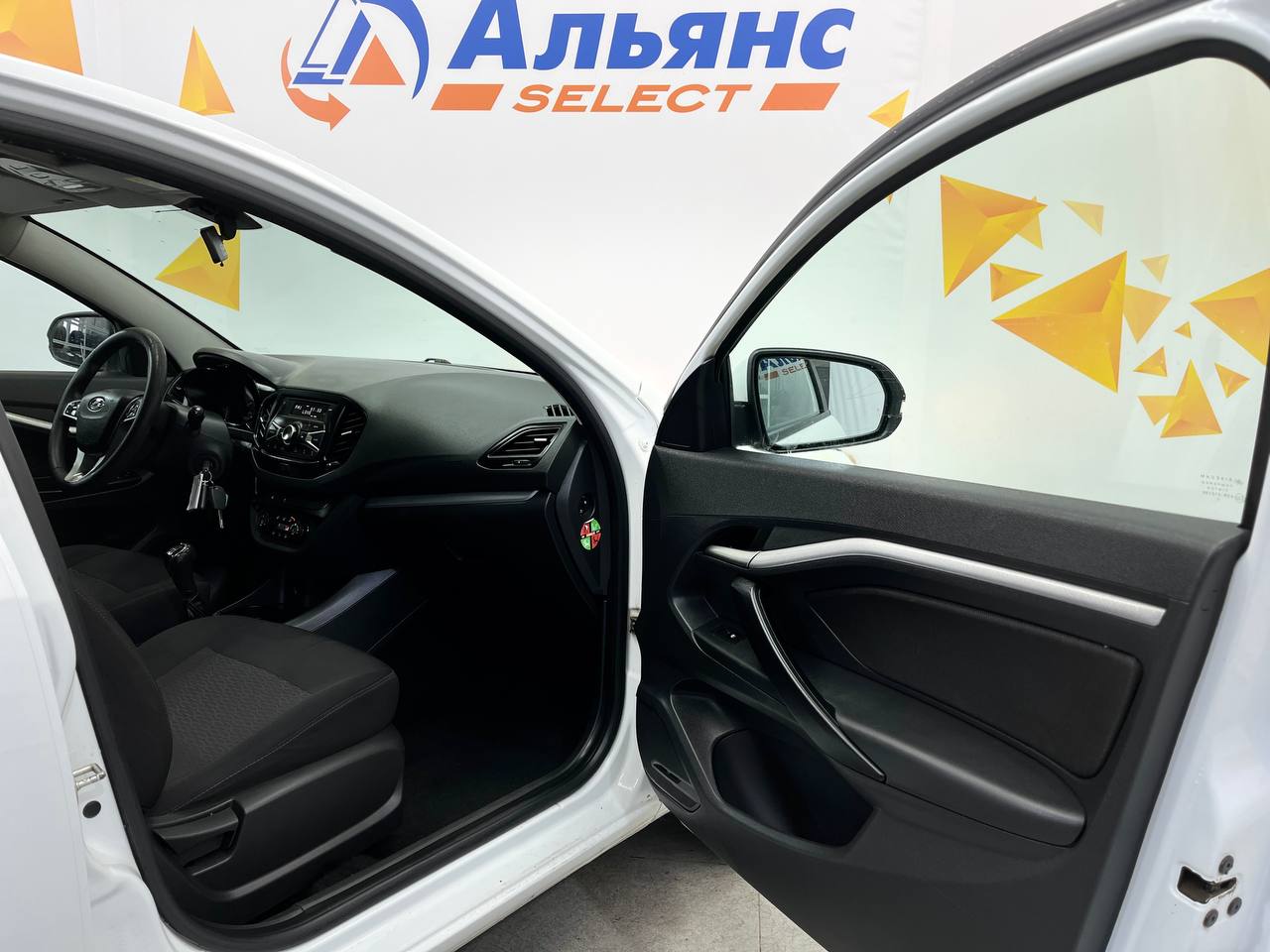 LADA VESTA