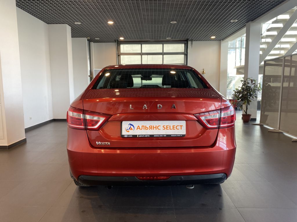 LADA VESTA