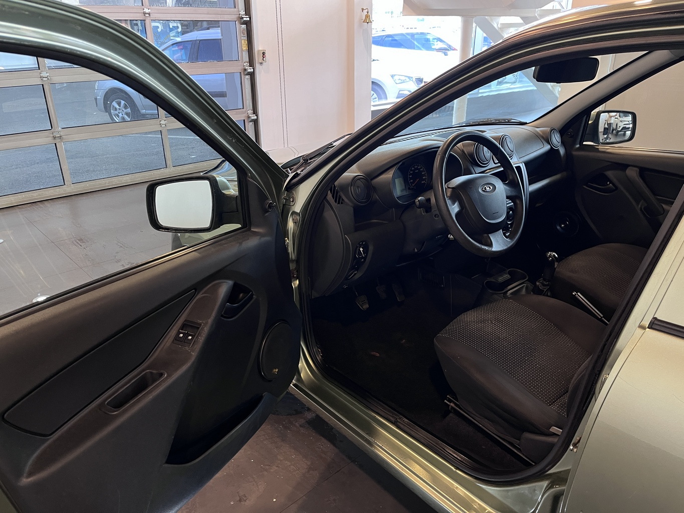 LADA GRANTA