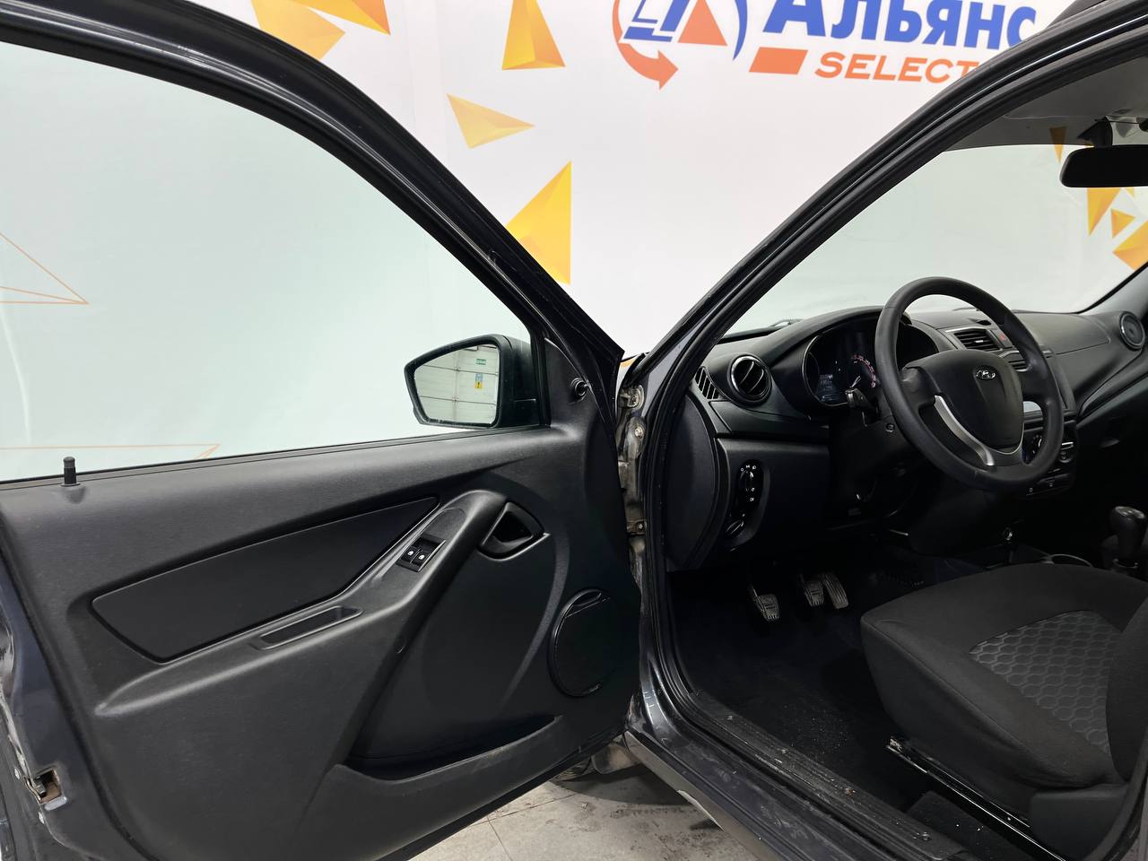 LADA GRANTA